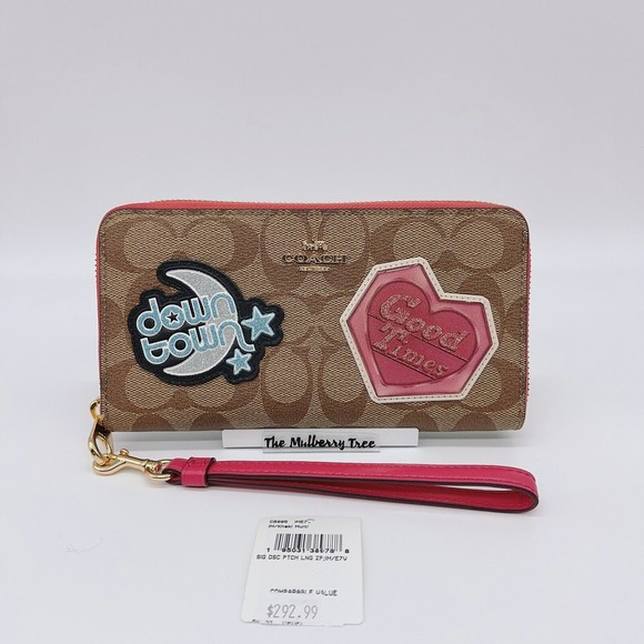 Coach C6995 Long Zip Around Wallet In Signature Canvas With Disco Patches NWT - Picture 1 of 9